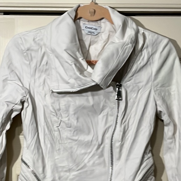 Bebe White Leather Jacket.  Size-S/P.  New without Tags. - Picture 2 of 7